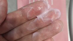 Rated Green Cold Brew Hibiscus Moisturizing Scalp Pack саше 50ml Зволожуюча маска з соком гібіскусу &mdash; Фото 7