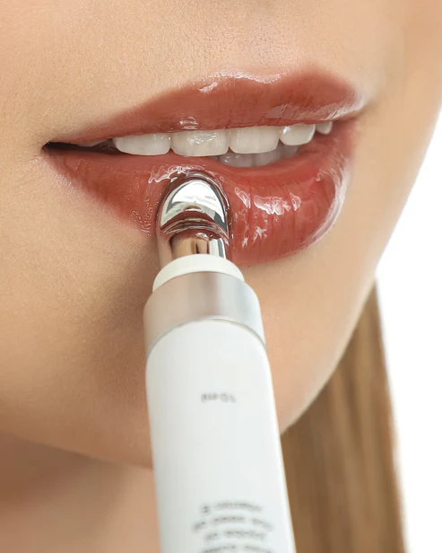 UNICO LIP GLOSS with menthol BROWNIE Блиск для губ з ментолом &mdash; Фото 2