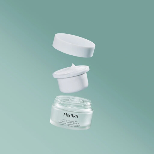 Medik8 Total Moisture REFILL Daily Facial Cream 50ml ЗМІННИЙ БЛОК зволожуючого крему для обличчя &mdash; Фото 1