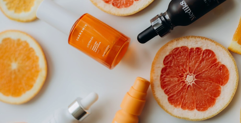 Вітамін С: який засіб з вітаміном С обрати для обличчя